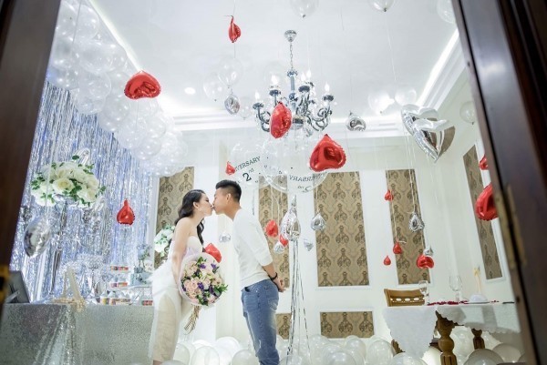 Vũ Văn Thanh đưa bạn gái hot girl về ra mắt bố mẹ - ảnh 2
