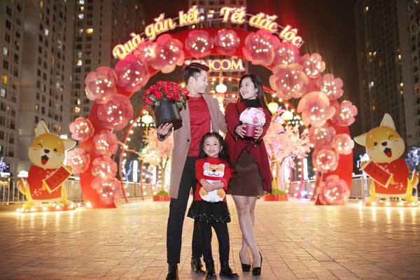 Vui tết gắn kết, sắm quà đắc lộc tại Vincom - ảnh 3
