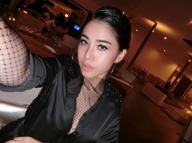 Cô giáo 9X giỏi ngoại ngữ, chơi được 4 nhạc cụ - ảnh 2