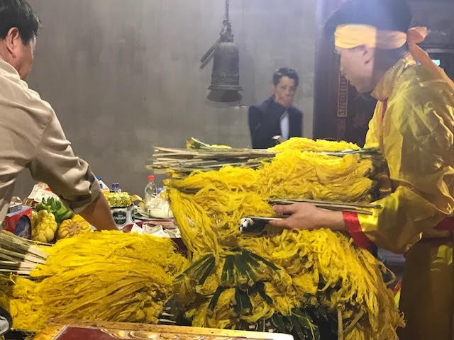 Không có màn cướp lộc, Hội Gióng đền Sóc khá bình yên - ảnh 2