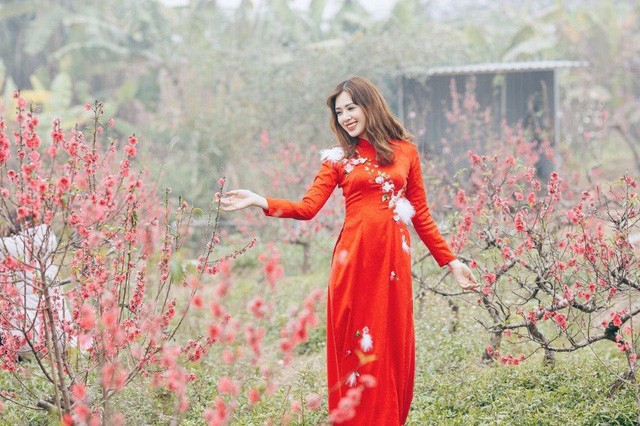 Hot girl Hà Min và mẫu nhí đẹp rạng ngời ngày Xuân - ảnh 3