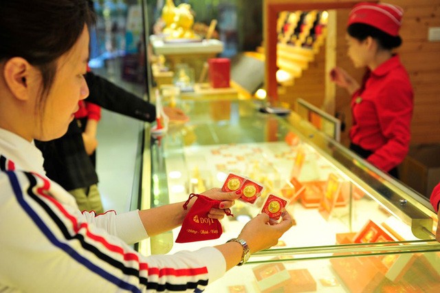 Ngày vía Thần Tài: Mua vàng loại nào để cả năm may mắn? - ảnh 1