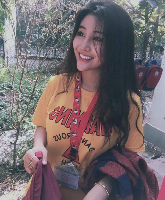 'Thiên thần áo dài' Việt được báo Hàn gọi là 'nữ thần không góc chết' - ảnh 7