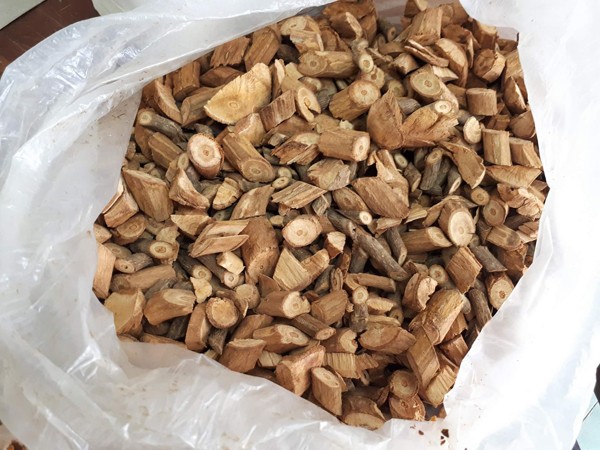Kinh hoàng 4 người thương vong sau uống rượu: Sống sót nhờ nôn - ảnh 1