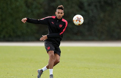 Hàng thủ Arsenal đón tin vui trước cuộc tái đấu Milan - ảnh 2