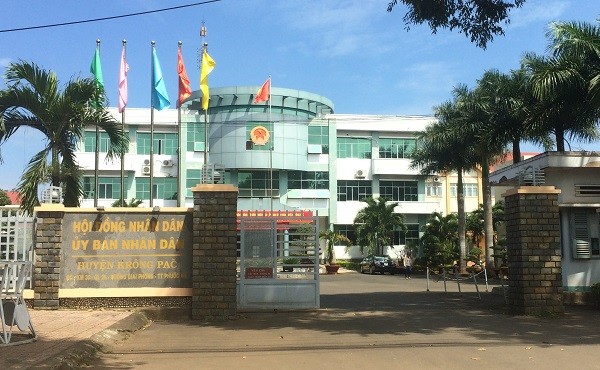 Hiệu trưởng xén lương giáo viên, để con trai nhận lương 'khống' - ảnh 3