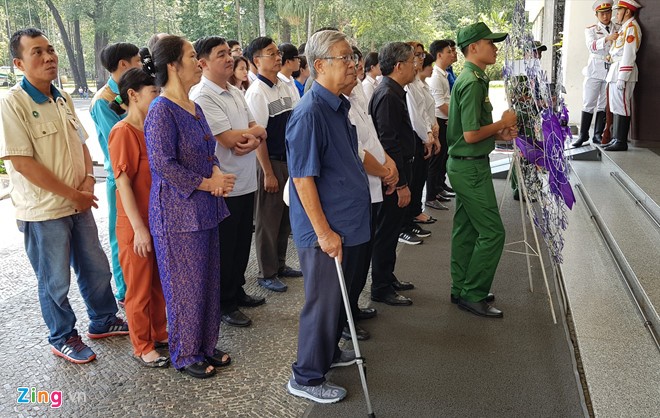 Cụ bà 81 tuổi vượt 300 km đi viếng nguyên Thủ tướng Phan Văn Khải - ảnh 2