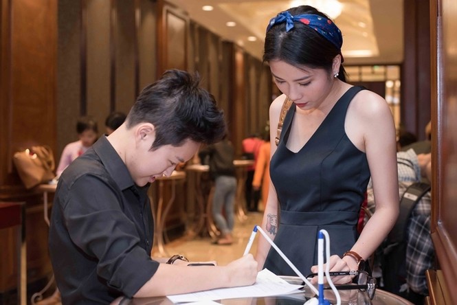 Người yêu đồng giới đưa chị gái Nam Em đi thi hát - ảnh 1