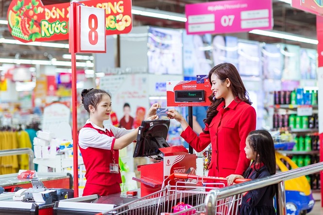 100 tỷ đồng tri ân chủ thẻ Vinid trong ‘365 ngày vui’ - ảnh 3