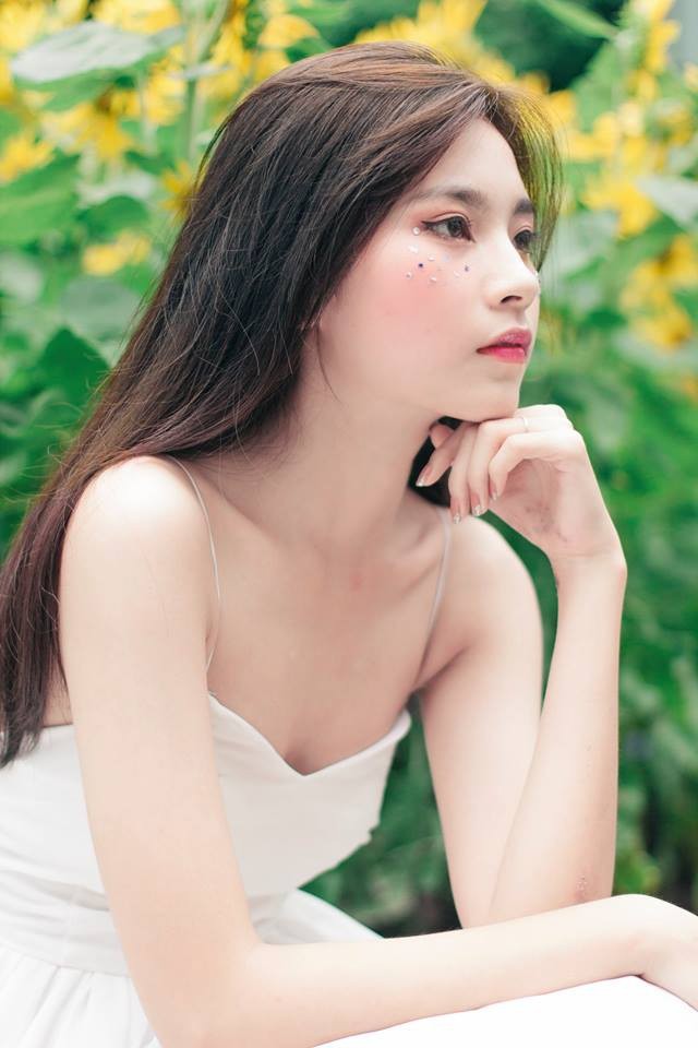 Bức ảnh nữ sinh xinh đẹp đi học quân sự khiến bao chàng say đắm - ảnh 7