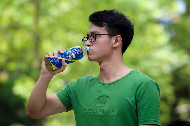 Nắng nóng đỉnh điểm, đừng để “vã” mồ hôi làm bạn mệt mỏi - ảnh 2