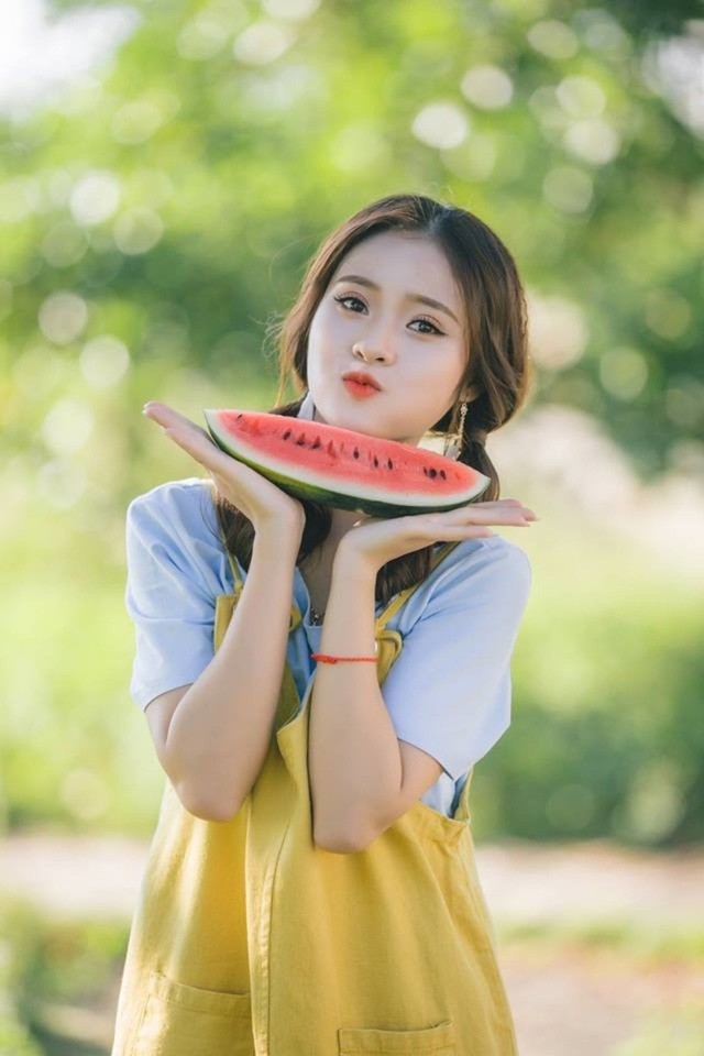 Nữ sinh xứ Nghệ xinh đẹp, hát hay, mê dân ca ví giặm - ảnh 10