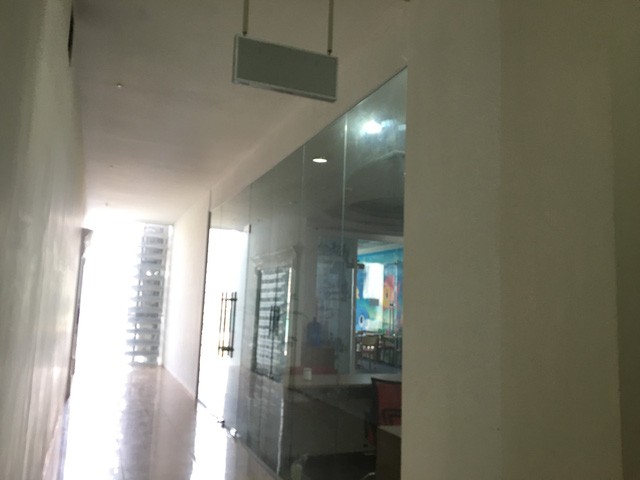Vụ cô giáo chửi học viên: Gỡ biển trung tâm Anh ngữ MST - ảnh 1