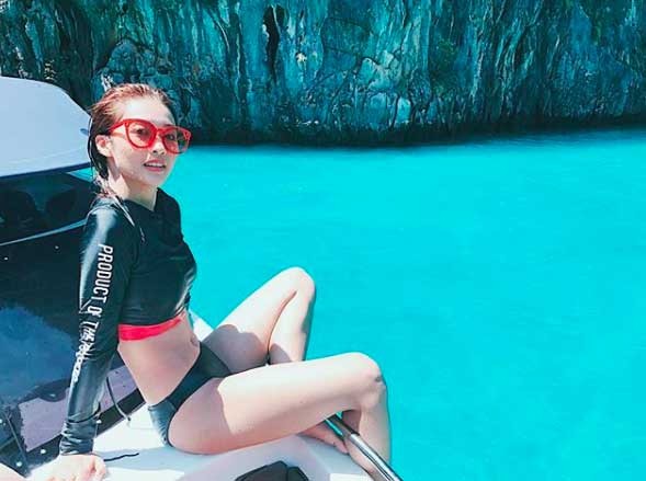 Mới chớm Hè, hot girl Việt đã tưng bừng khoe ảnh diện đồ bơi nóng bỏng - ảnh 10