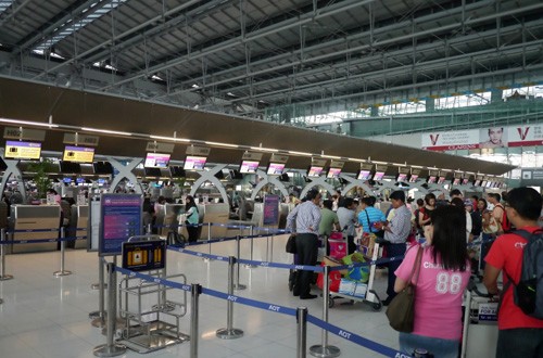 Khách phải thêm phí để mua vé máy bay vì tên quá dài - ảnh 1