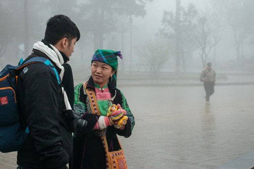 Cuộc đời người phụ nữ H'mong dẫn tour Sa Pa lên báo Tây - ảnh 2
