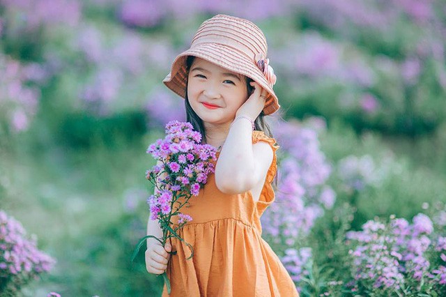 Hình ảnh 'không thể không yêu' của bé gái 5 tuổi - ảnh 2