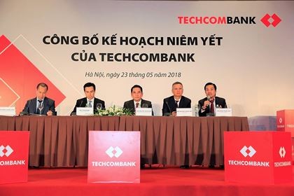 Chia một lần cổ tức 3 năm, cổ đông hiện hữu Techcombank 'trúng' lớn - ảnh 1