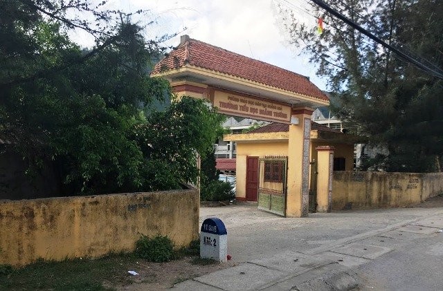 Bức xúc chuyện Nhà trường vận động xây bể bơi xong rồi lấp bỏ - ảnh 2