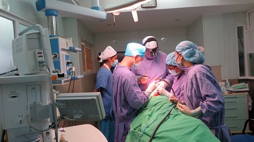 Hành trình 16 năm tìm lại nụ cười của học sinh nghèo dị tật bẩm sinh - ảnh 2
