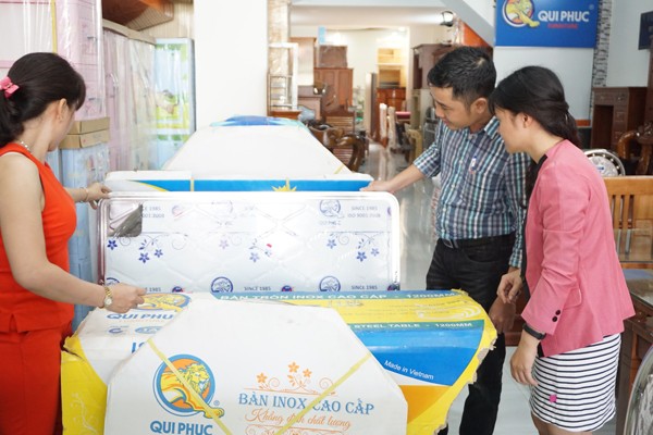 Qui Phúc cùng Hoa hậu Việt Nam 2018 sẻ chia giá trị đến cộng đồng - ảnh 3