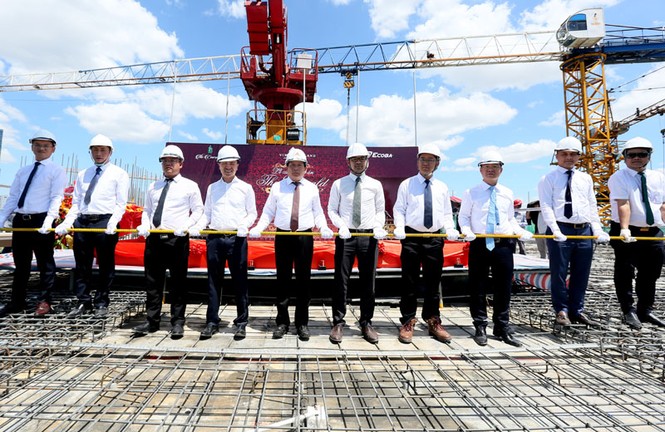 Cất nóc trước thời hạn, The Emerald khẳng định uy tín với khách hàng - ảnh 1