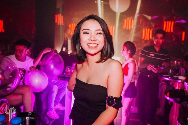 Nữ cổ động viên quyến rũ và vai diễn trong phim 'Quỳnh búp bê' - ảnh 4