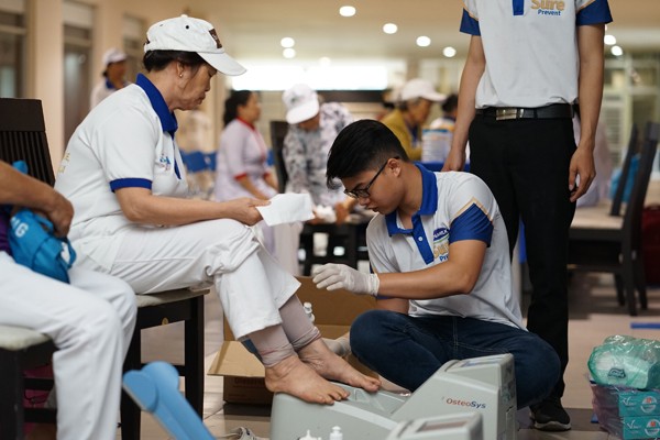 Vinamilk Sure Prevent đồng hành cùng 3000 người cao tuổi tại giải đấu - ảnh 6