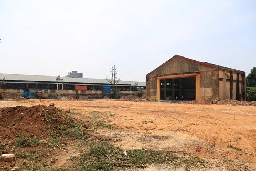 Tiểu thương Sóc Sơn kéo lên huyện đòi sớm công bố nguyên nhân cháy chợ - ảnh 1