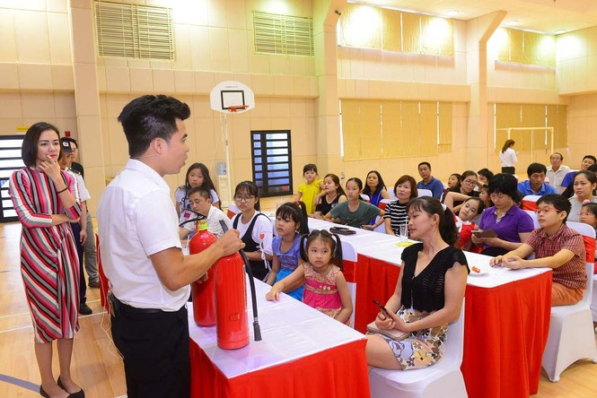Bố mẹ cùng con đi học phòng chống xâm hại trẻ em - ảnh 3