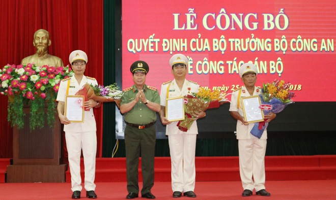 Công bố quyết định nhân sự Quân đội, Công an - ảnh 2