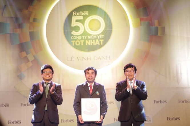 Pymepharco (PME) vinh dự đạt danh hiệu Top 50 cty niêm yết tốt nhất - ảnh 1