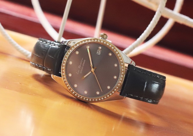 Ưu đãi giảm ngay 10% khi sắm đồng hồ Jacques Lemans trong tháng 8 - ảnh 2