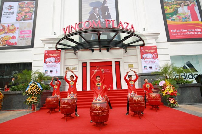 Người dân Thái Nguyên háo hức đón chào Vincom đầu tiên - ảnh 1