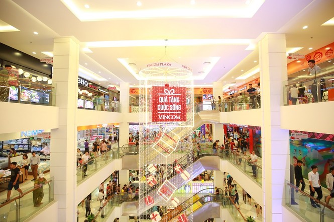 Người dân Thái Nguyên háo hức đón chào Vincom đầu tiên - ảnh 2
