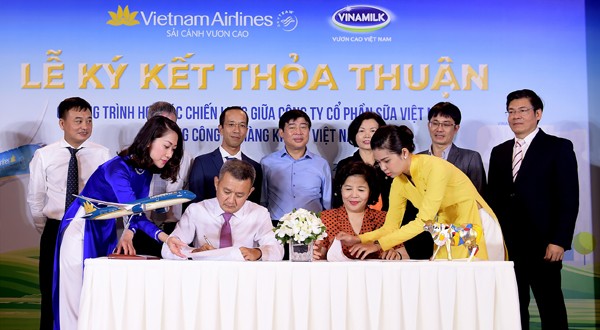 Vietnam Airlines và Vinamilk hợp tác chiến lược - ảnh 2
