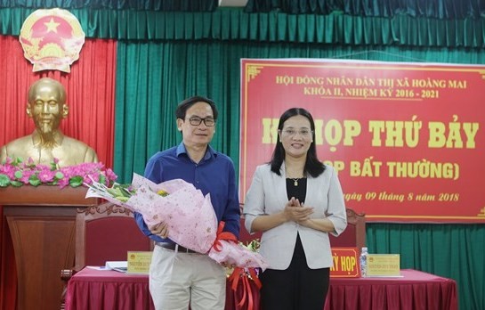 Tám tỉnh thành kiện toàn nhân sự chủ chốt - ảnh 4