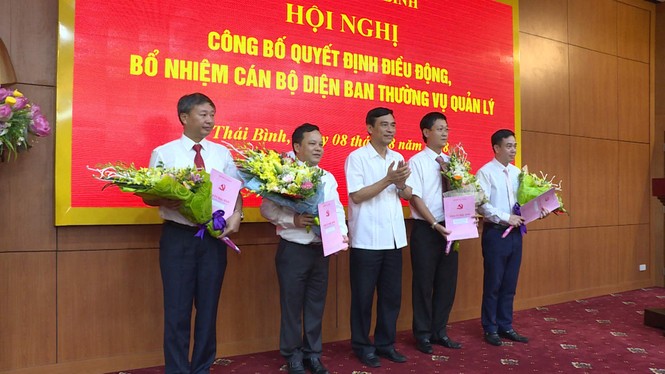 Tám tỉnh thành kiện toàn nhân sự chủ chốt - ảnh 7