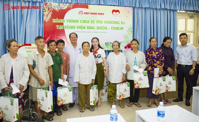 Những tấm lòng đến với bệnh nhân ung thư - ảnh 2