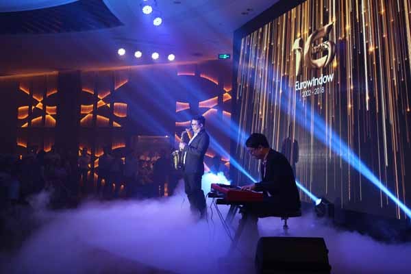 Thưởng thức âm nhạc đỉnh cao tại đêm nhạc Eurowindow Star Night - ảnh 3