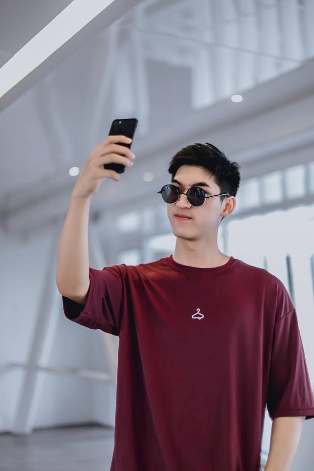 Du học sinh Lào điển trai, cao 1m85, thông thạo 4 ngôn ngữ - ảnh 2
