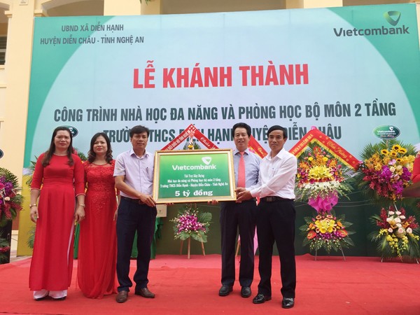 Lễ khánh thành công trình nhà học 2 tầng Trường THCS Diễn Hạnh - ảnh 1