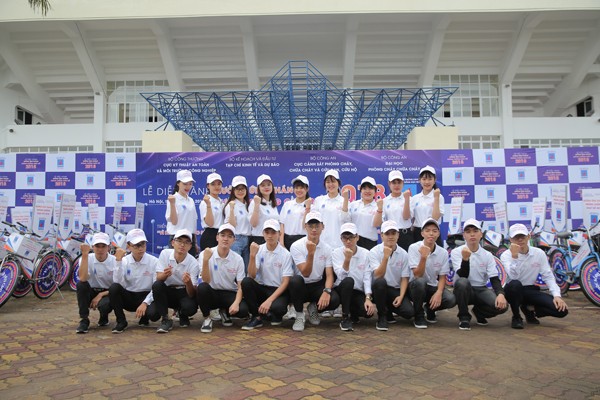 Khai mạc đạp xe diễu hành 2018 - ảnh 4