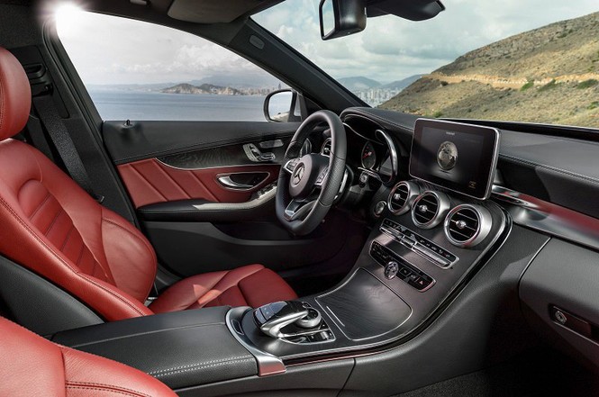 Mercedes-Benz C-Class: Xe sang trong tầm với - ảnh 2
