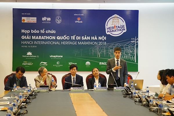 Giải marathon Quốc tế Di sản HN: Những người không chạy qua vạch đích - ảnh 1