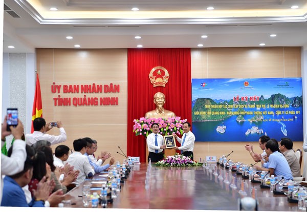Vietcombank ký kết thỏa thuận hợp tác với UBND tỉnh Quảng Ninh và FPT - ảnh 2