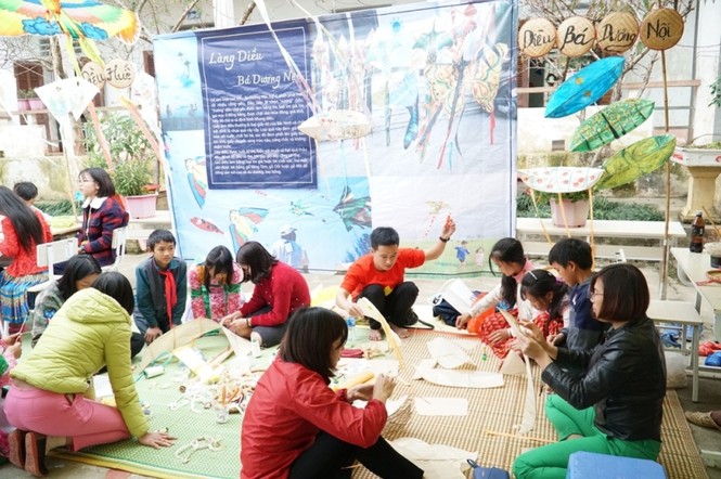 Ngày hội vui cùng làng nghề mở đầu dự án “Sách cho em” tại Mèo Vạc - ảnh 2