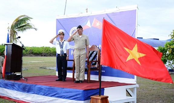 Hải quân Việt Nam - Philippines giao lưu trên đảo Song Tử Đông - ảnh 2