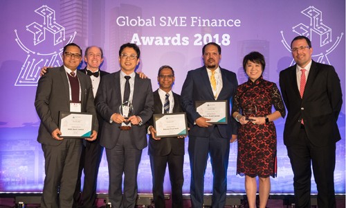VPBank lọt top 3 NH có dịch vụ cho doanh nghiệp SME tốt nhất châu Á - ảnh 1