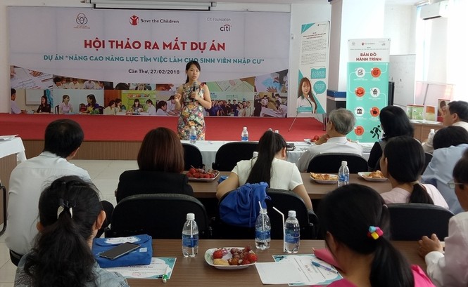 Lao động nhập cư đối mặt rào cản khi tiếp cận việc làm - ảnh 1